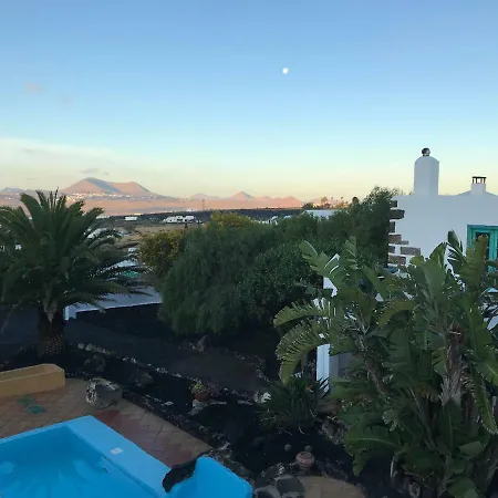 Casa Lisboa, Auf Der Finca Mimosa 別荘